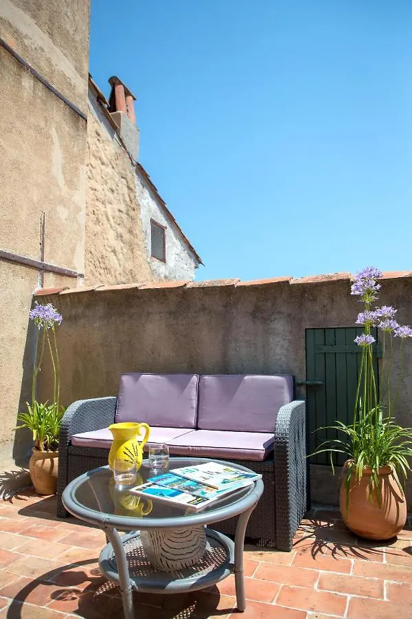La Maison Du Prince Grimaud 0*,